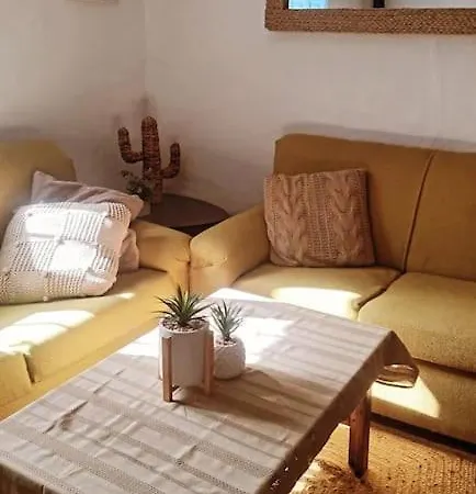 La Casita Azul